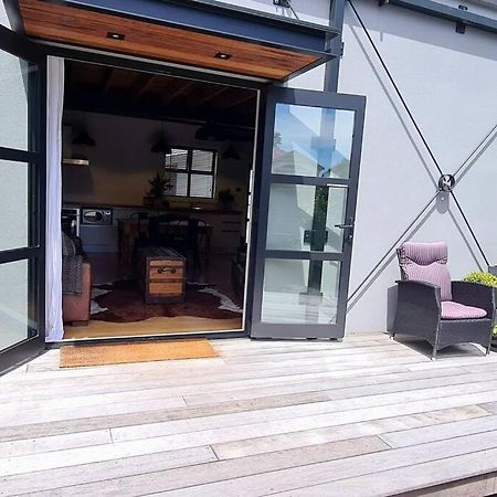 Apartment 4 - Haddin Court - Chic Ny Loft Style Blenheim Exterior photo